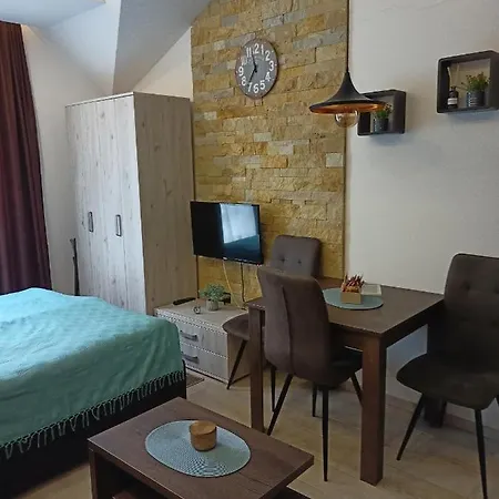 Apartment Vorkapich Milmari